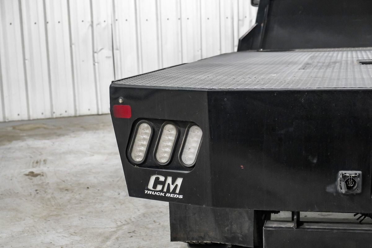 Used 2021 Ford F550 4x4 Crew Cab Super Duty w/ Power Equipment Group image 46