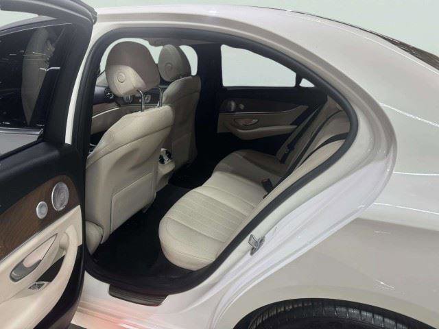 Used 2021 Mercedes-Benz E 350 Sedan image 28