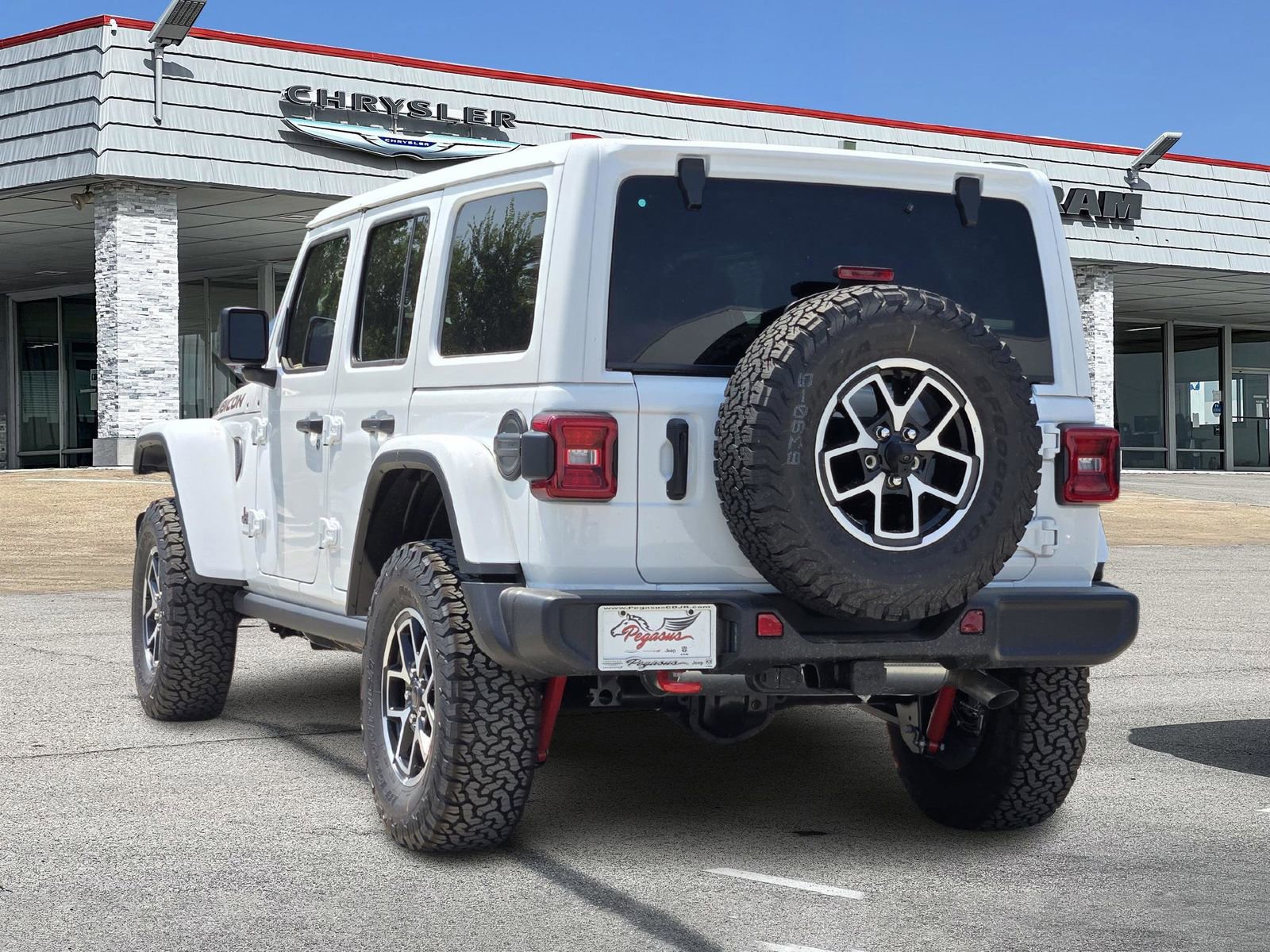 New 2025 Jeep Wrangler Unlimited Rubicon image 4
