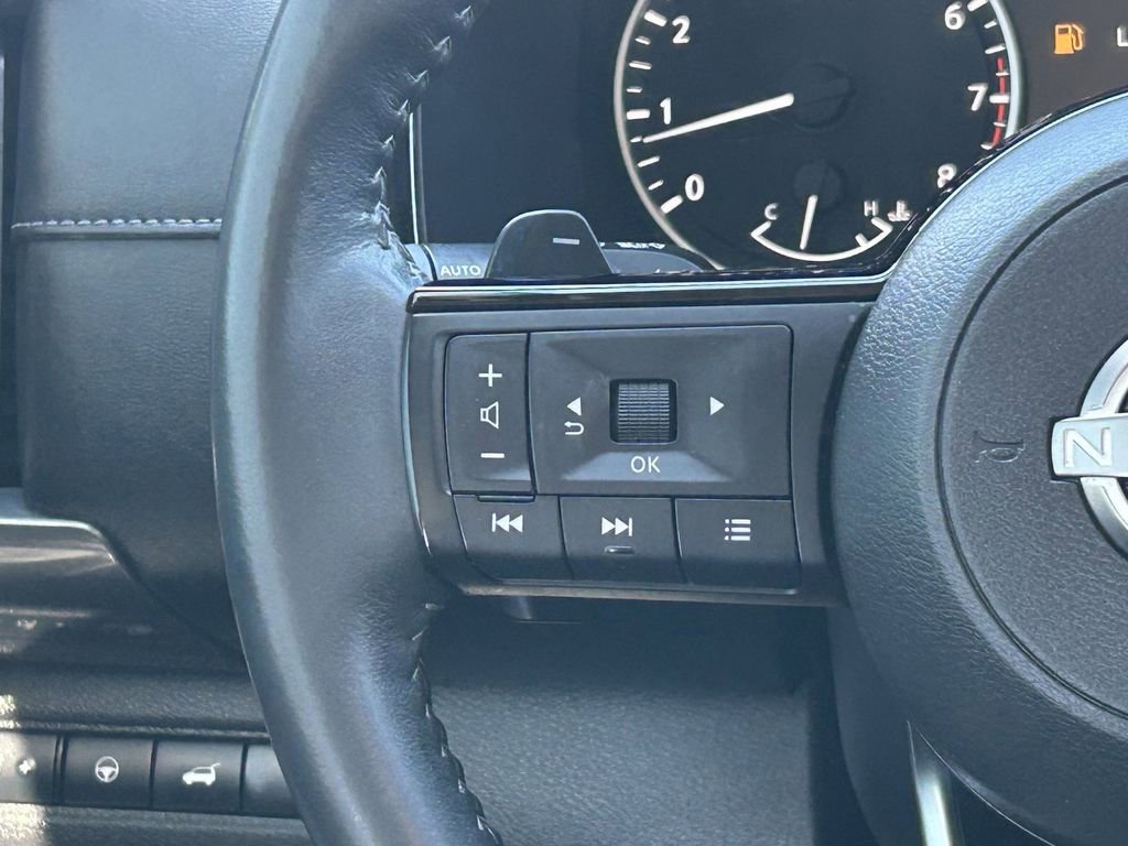 Used 2023 Nissan Pathfinder SL image 22
