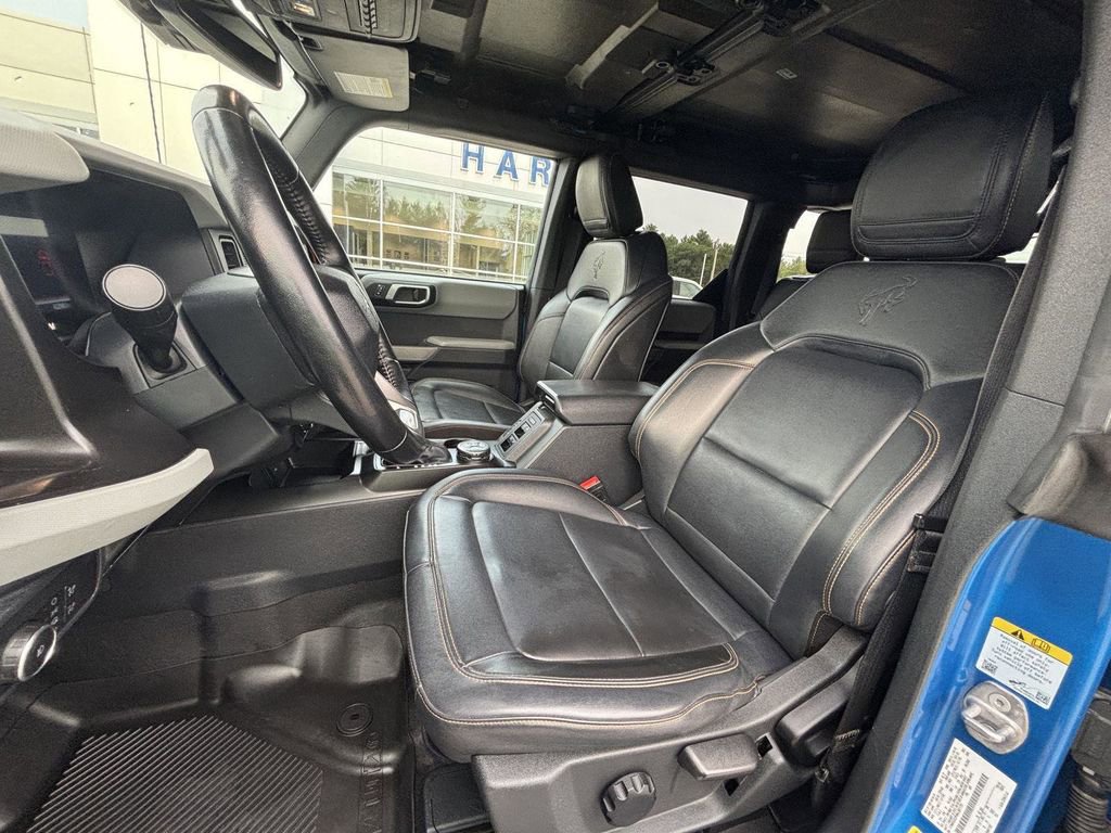 Used 2022 Ford Bronco Badlands w/ Sasquatch Package image 12