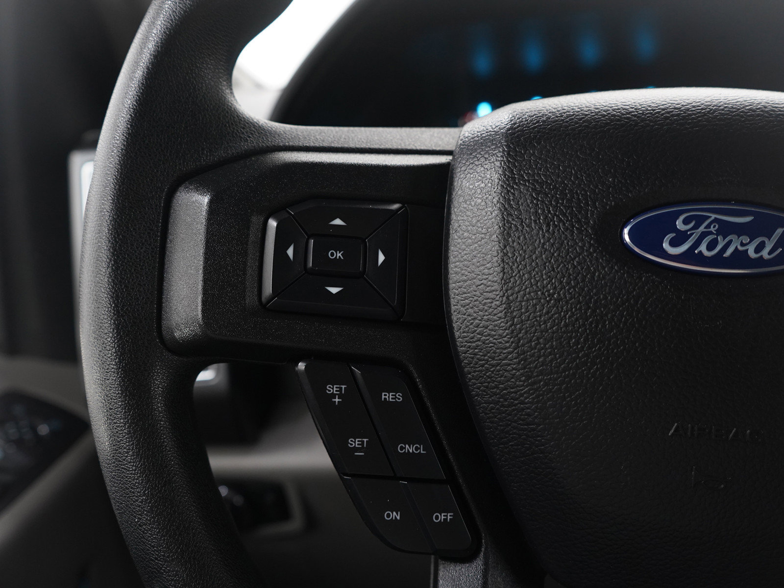 Used 2020 Ford F150 XLT image 25