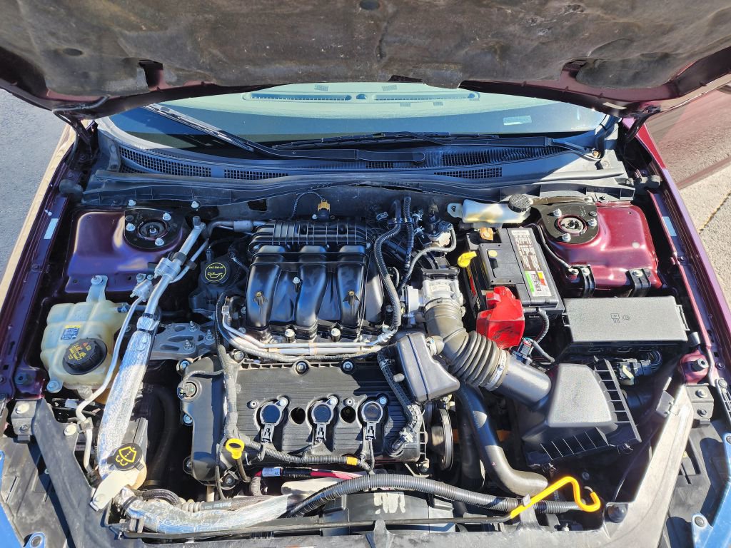 Used 2012 Ford Fusion SEL FWD image 16