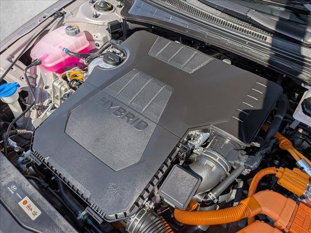 Used 2025 Hyundai Elantra Limited FWD image 23