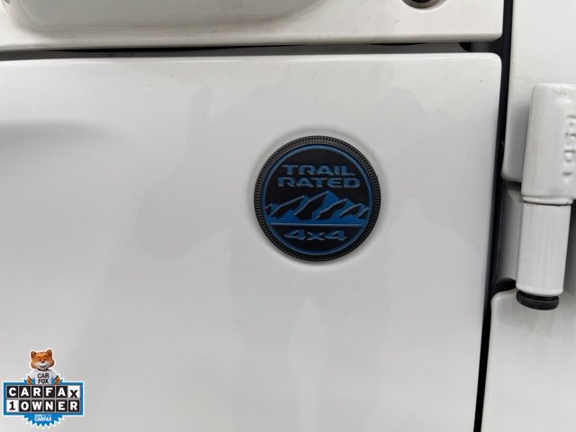 Used 2024 Jeep Wrangler Unlimited w/ Convenience Group AWD/4WD image 6