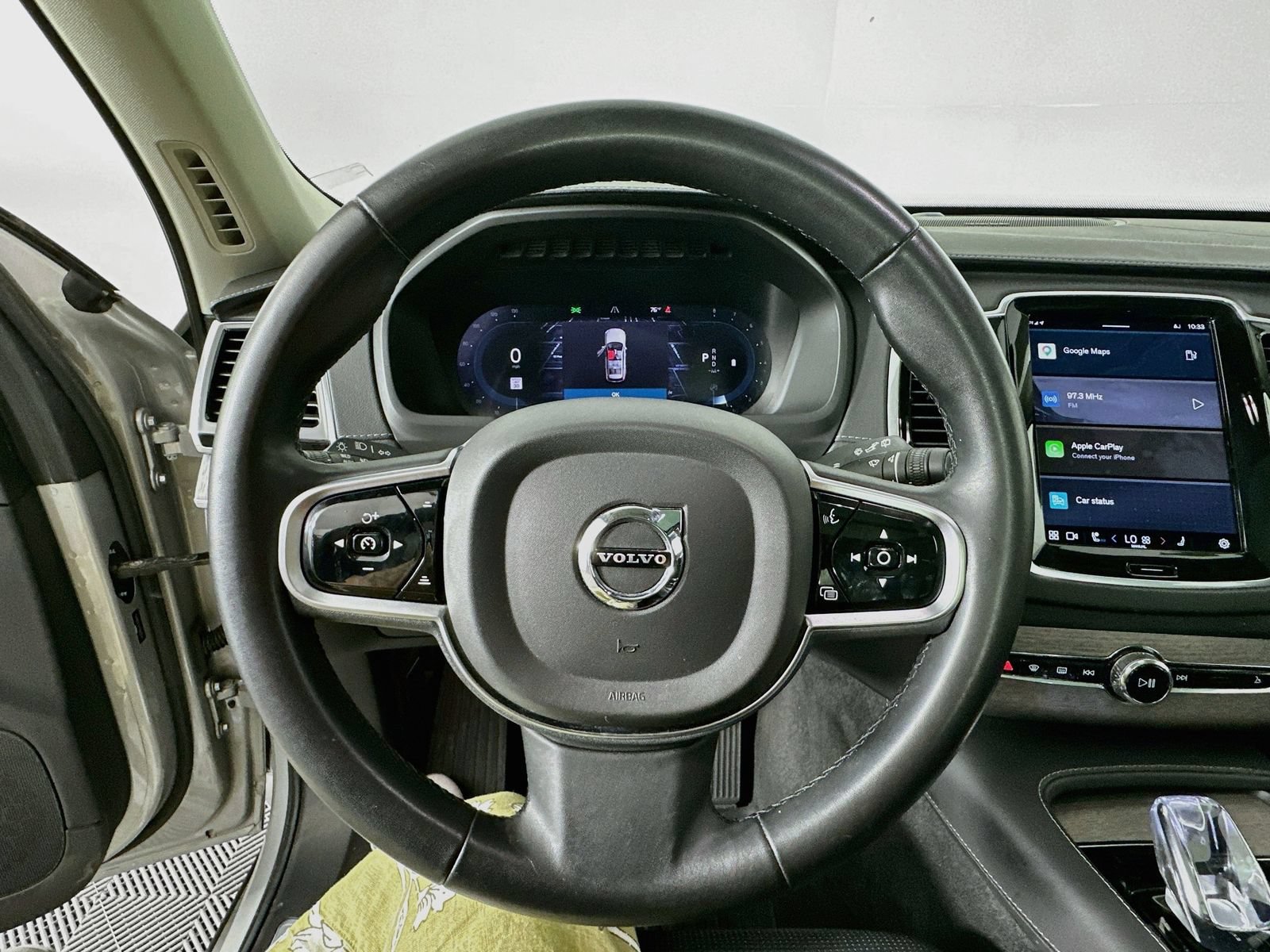 Used 2023 Volvo XC90 B6 Ultimate w/ Protection Package Premier AWD/4WD image 11
