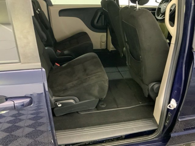 Used 2015 Dodge Grand Caravan SE w/ Quick Order Package 29E SE image 26