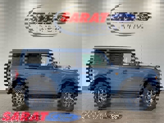 New 2025 Ford Bronco Badlands image 1