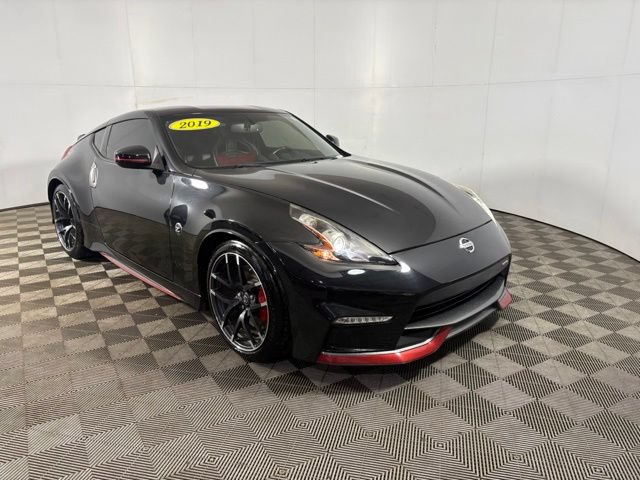 Used 2019 Nissan 370Z NISMO RWD image 6