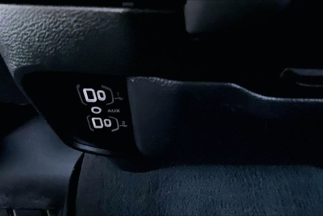 Used 2022 RAM 3500 Big Horn image 17