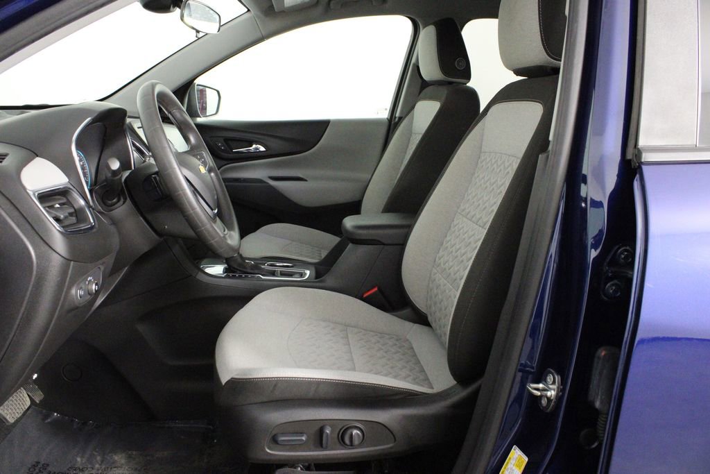 Used 2022 Chevrolet Equinox LS w/ LS Convenience Package image 10