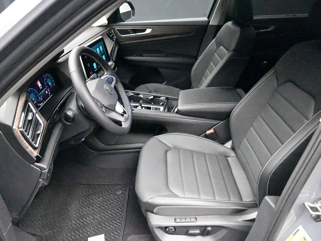 New 2026 Volkswagen Atlas SEL image 18