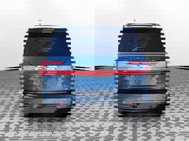 Used 2020 Lincoln Navigator Reserve w/ Luxury Package image 5