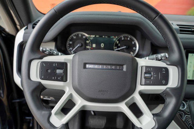 Used 2023 Land Rover Defender 110 S image 24