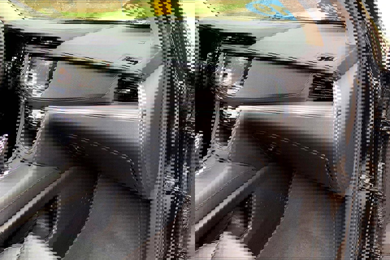 Used 2019 Cadillac XT5 Luxury AWD/4WD image 16