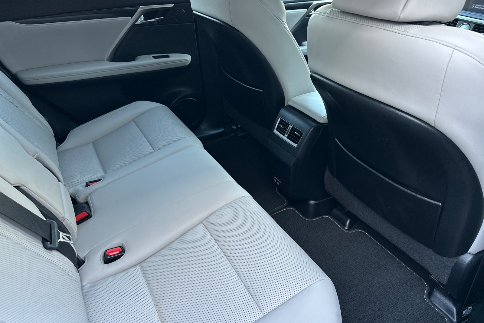 Used 2021 Lexus RX 350 AWD w/ Accessory Package image 29