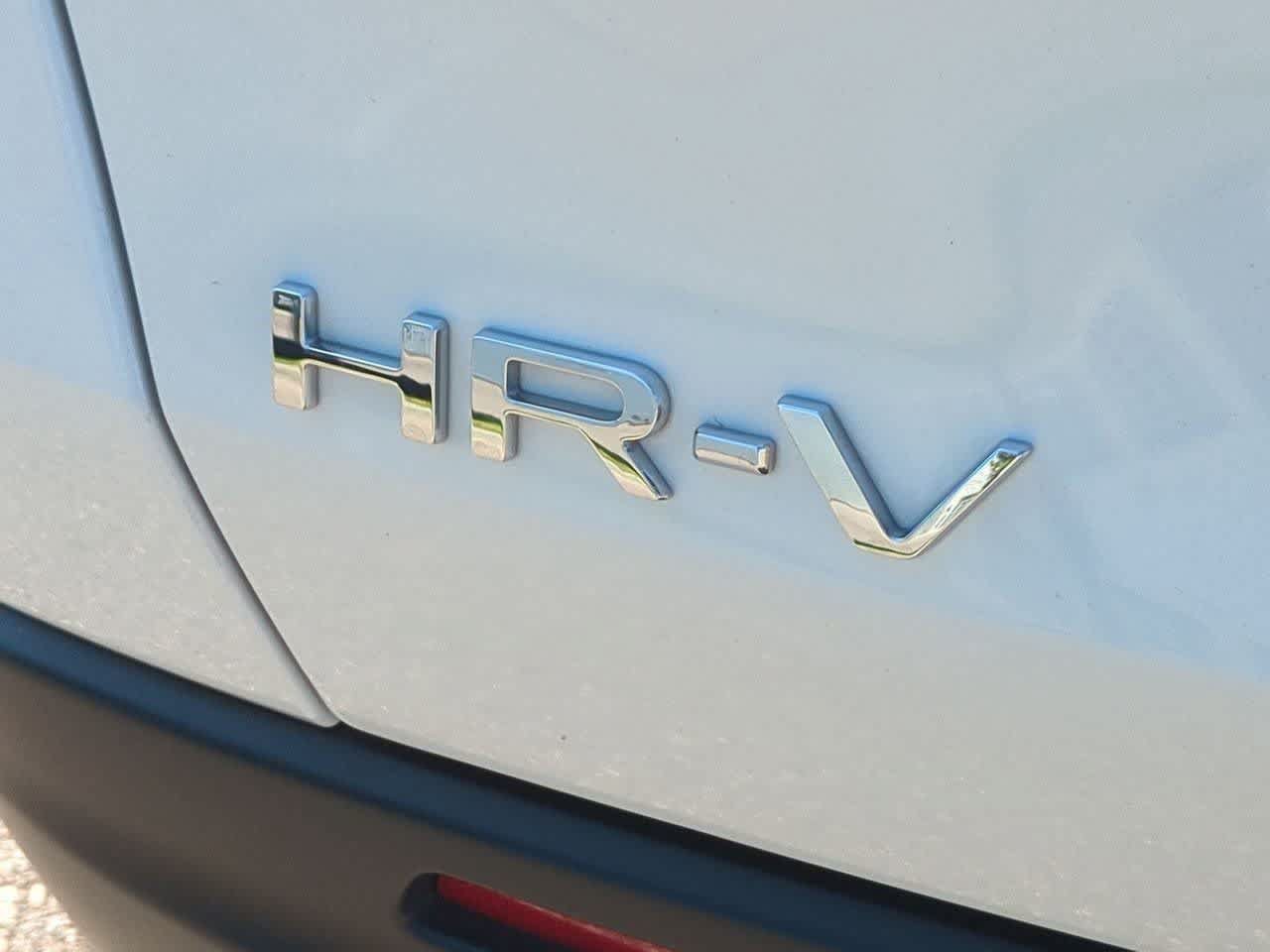 Used 2023 Honda HR-V Sport image 12