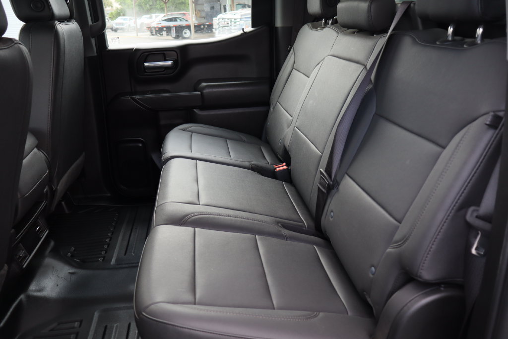 Certified 2025 Chevrolet Silverado 1500 W/T AWD/4WD image 23