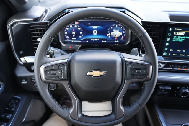 Used 2025 Chevrolet Silverado 1500 High Country w/ Technology Package image 29