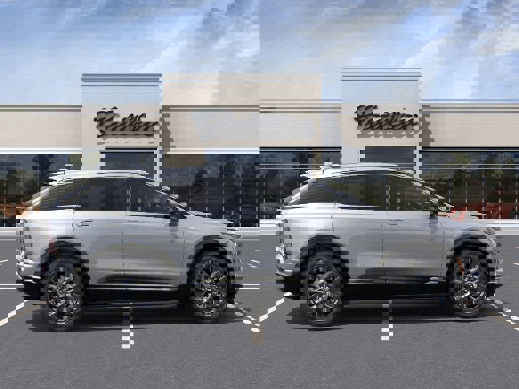 New 2026 Cadillac Optiq Luxury 1 image 5