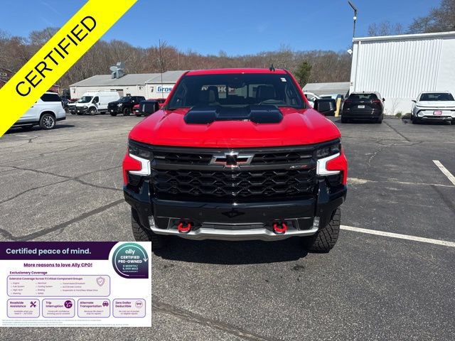 Used 2025 Chevrolet Silverado 1500 ZR2 w/ Technology Package AWD/4WD image 4