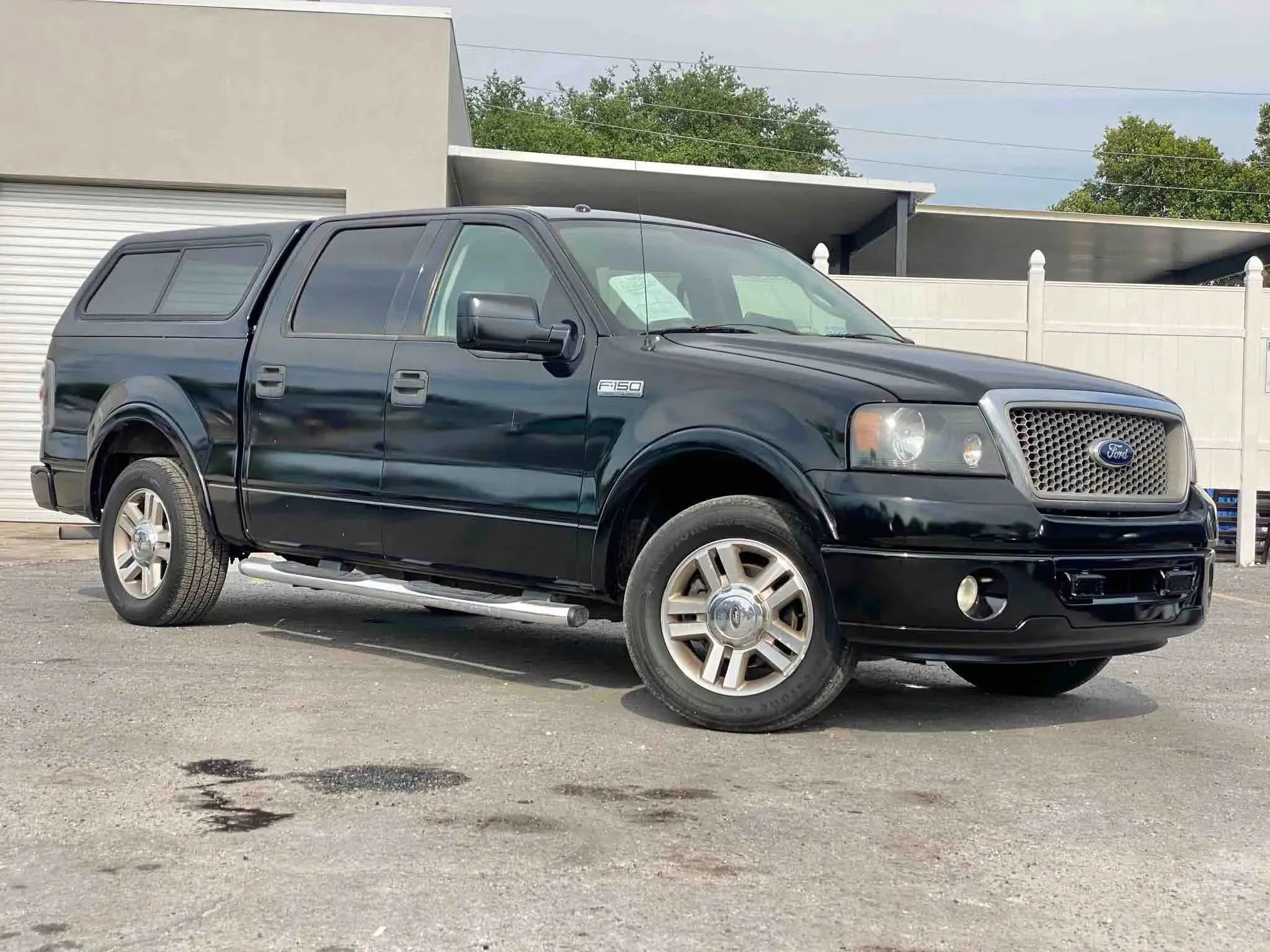 Used 2007 Ford F150 Lariat RWD image 2