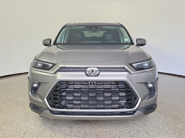 Certified 2026 Toyota Grand Highlander AWD image 3