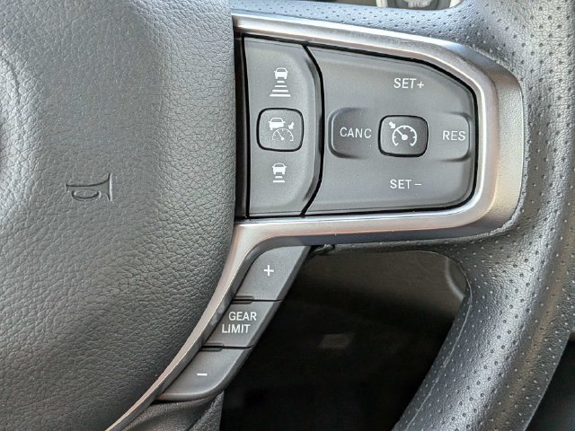 New 2026 RAM 1500 Express AWD/4WD image 21