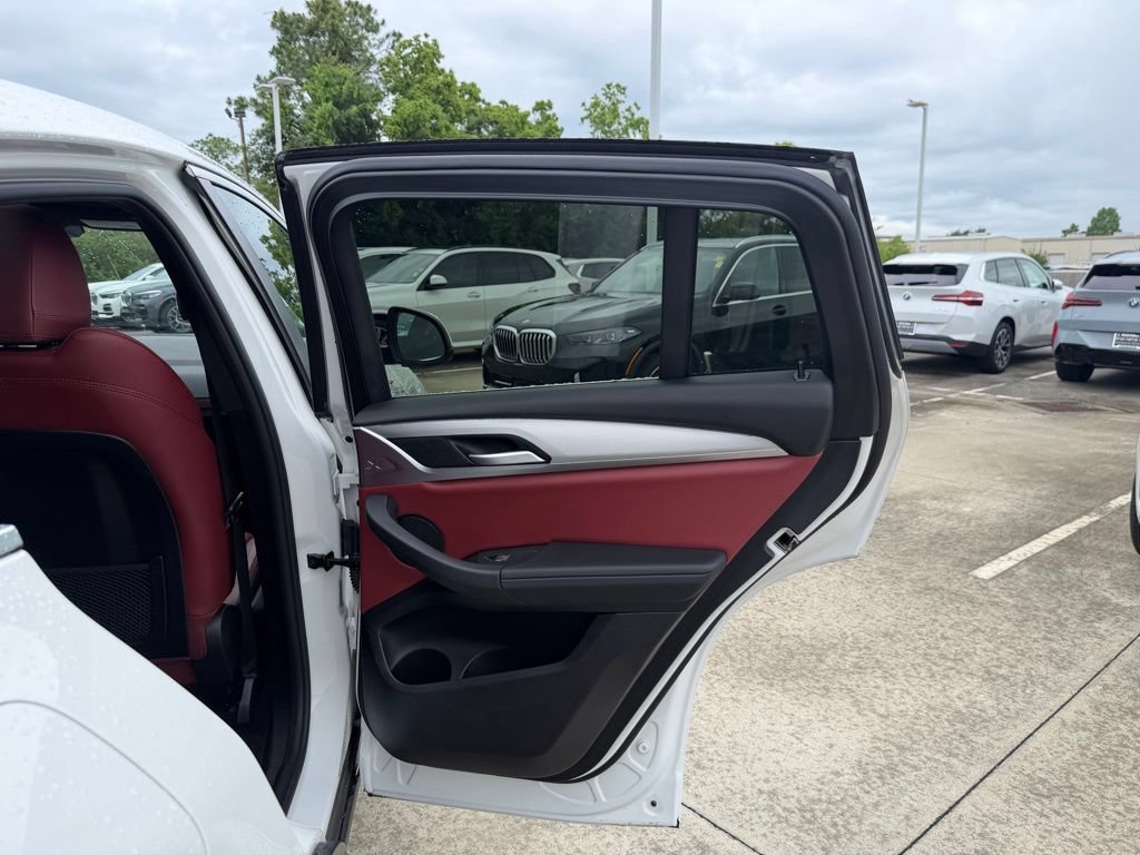 Certified 2024 BMW X4 xDrive30i w/ Convenience Package AWD/4WD image 30