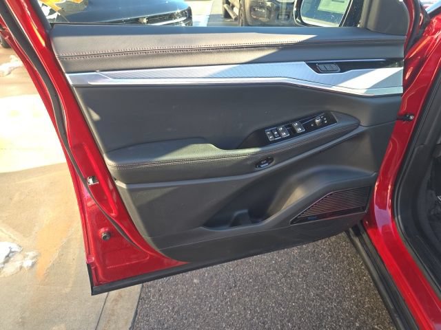 Used 2024 Jeep Wagoneer Launch Edition AWD/4WD image 11