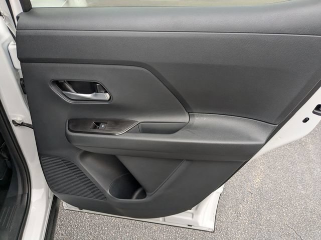 New 2026 Nissan Kicks SV w/ SV Premium Package FWD image 28