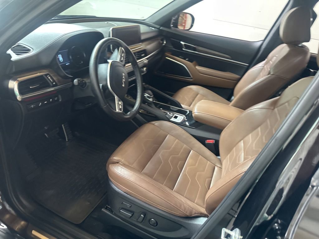 Used 2022 Kia Telluride SX w/ SX Prestige Package AWD/4WD image 10