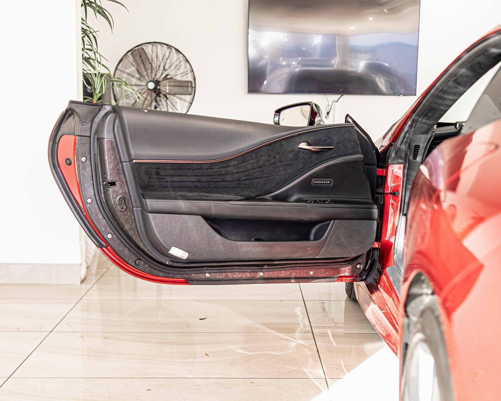 Used 2018 Lexus LC 500 Coupe image 32