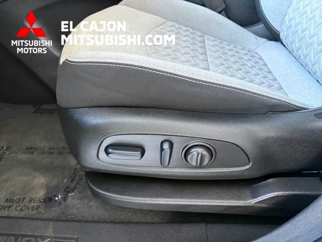Used 2024 Chevrolet Equinox LS w/ LS Convenience Package image 12