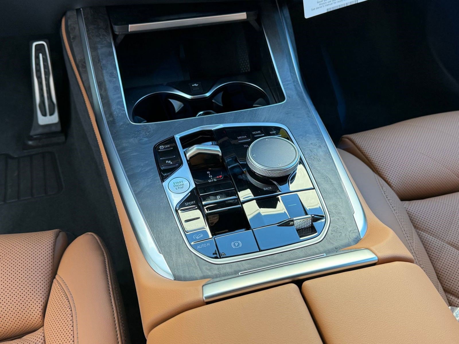 New 2026 BMW X7 xDrive40i w/ M Sport Package image 17