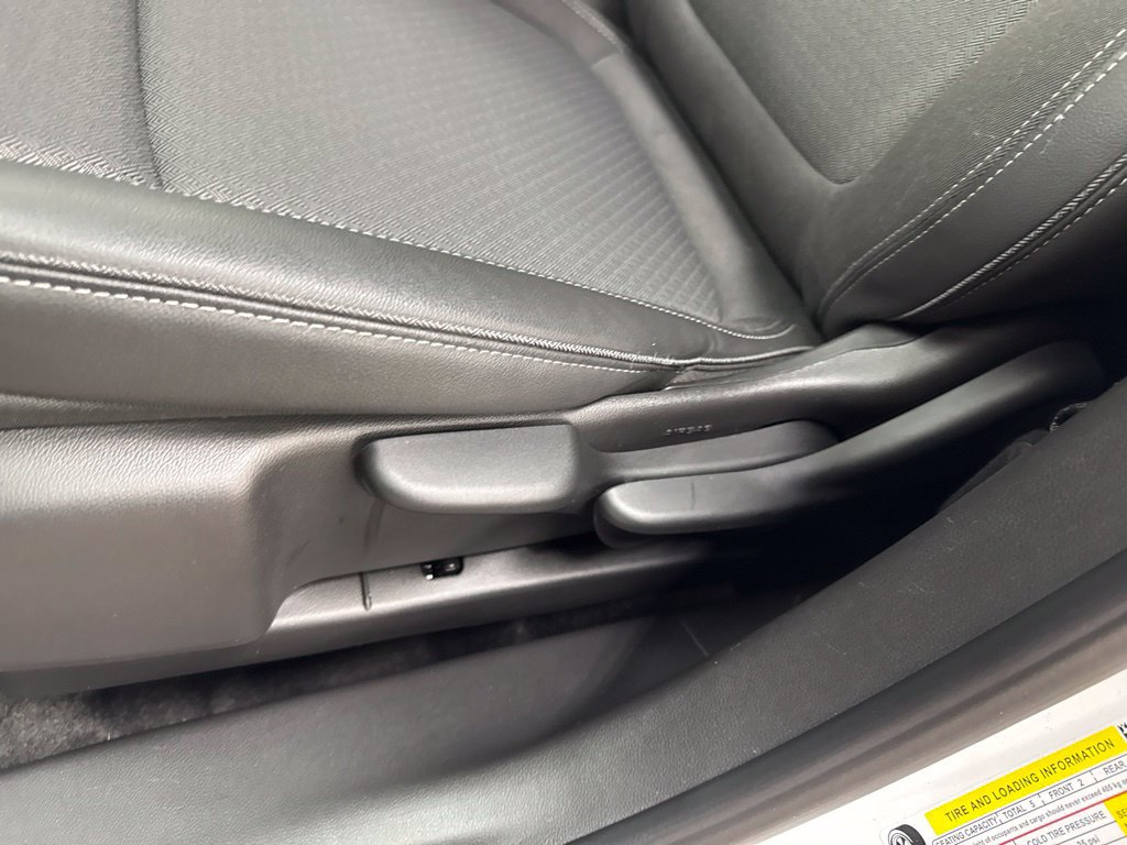 Used 2025 Buick Encore GX Preferred AWD/4WD image 22