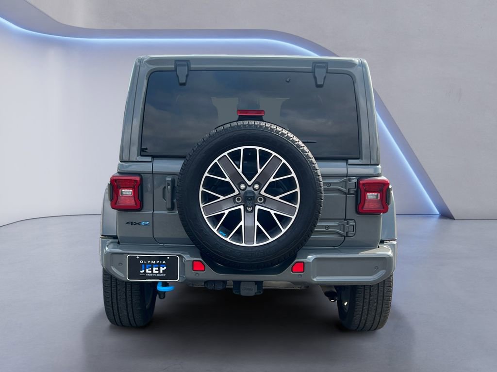 Used 2022 Jeep Wrangler Unlimited Sahara image 5