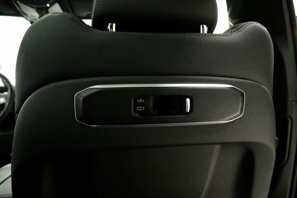 Used 2025 BMW X5 xDrive50e w/ Premium Package image 20