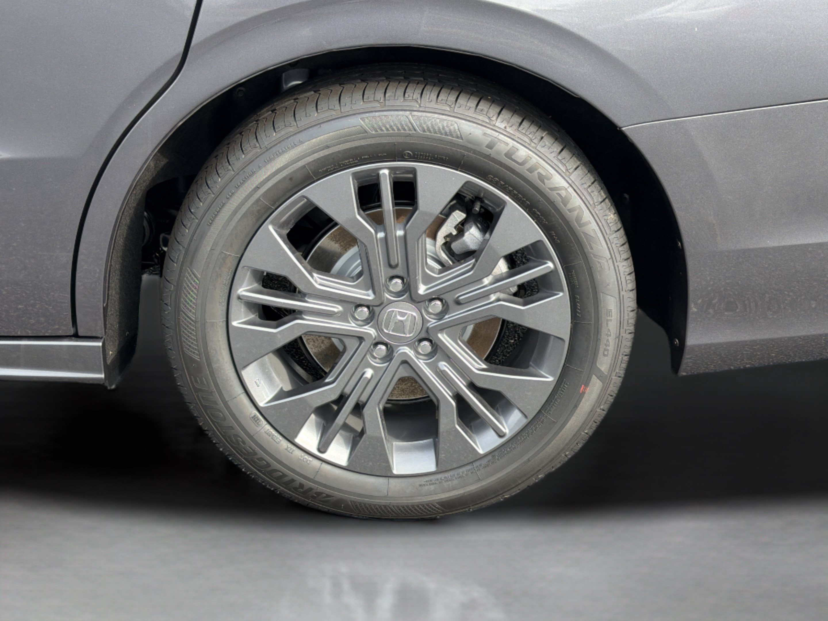 New 2026 Honda Odyssey Touring image 31