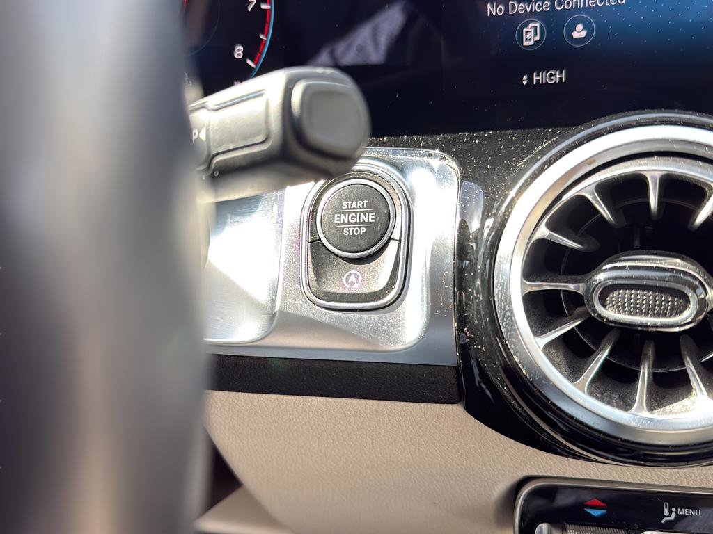 Certified 2023 Mercedes-Benz GLB 250 4MATIC image 13