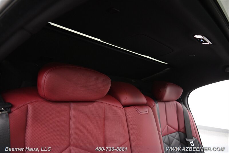 Used 2024 BMW 740i w/ M Sport Professional Package RWD image 28