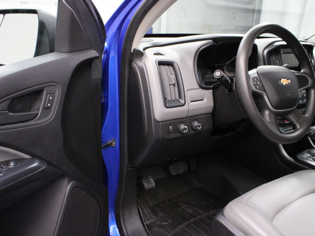 Used 2019 Chevrolet Colorado W/T w/ WT Convenience Package AWD/4WD image 44