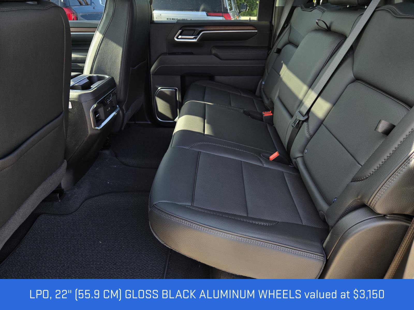 New 2026 GMC Sierra 2500 Denali w/ Technology Package AWD/4WD image 4