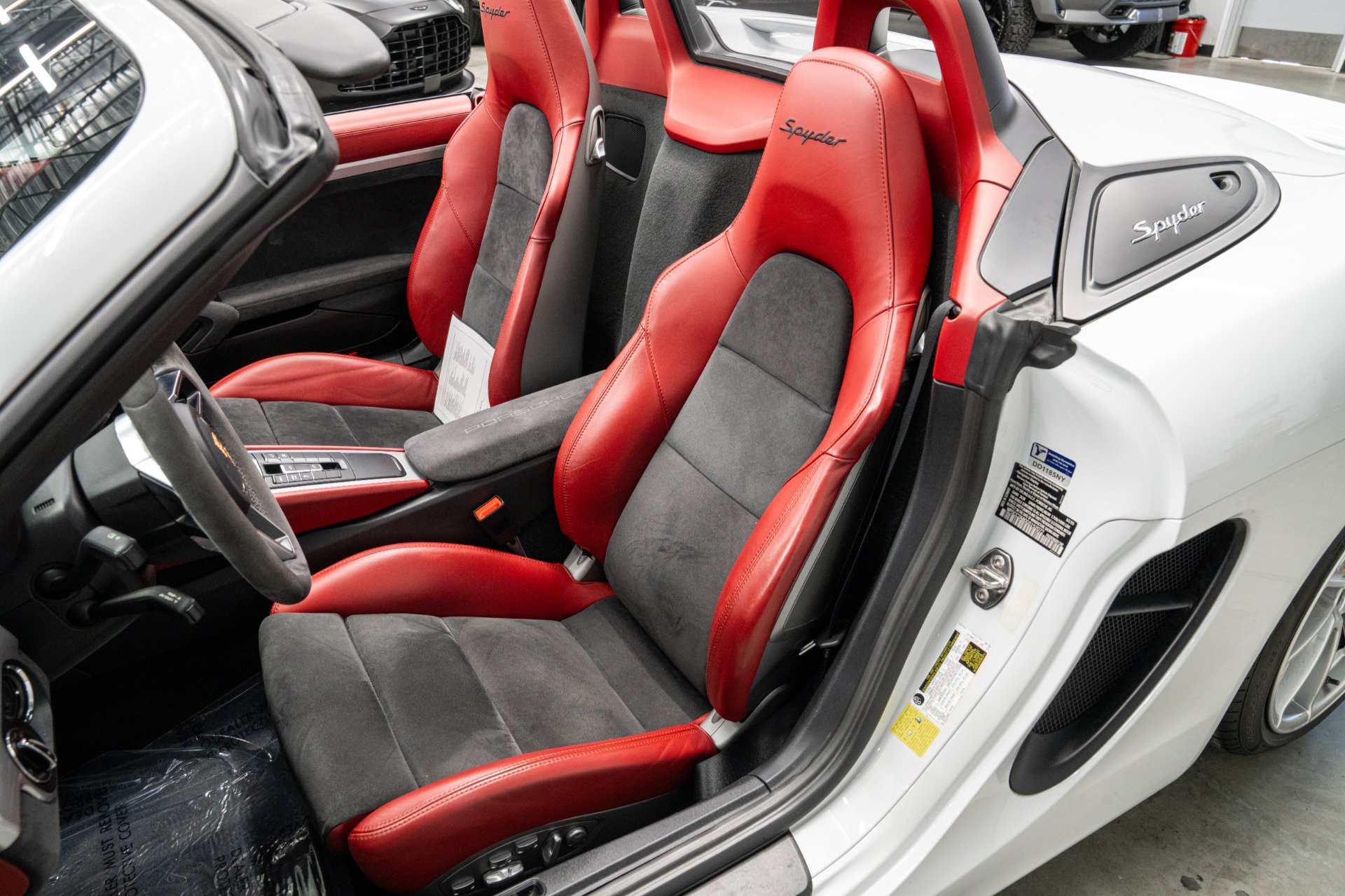 Used 2016 Porsche Boxster Spyder RWD image 24