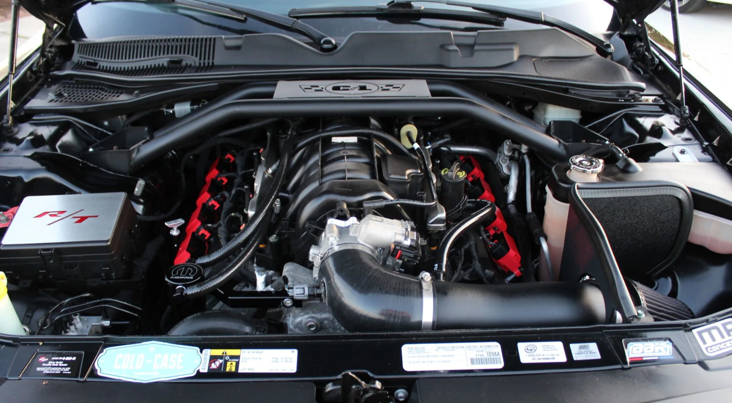 Used 2015 Dodge Challenger R/T Plus RWD image 30
