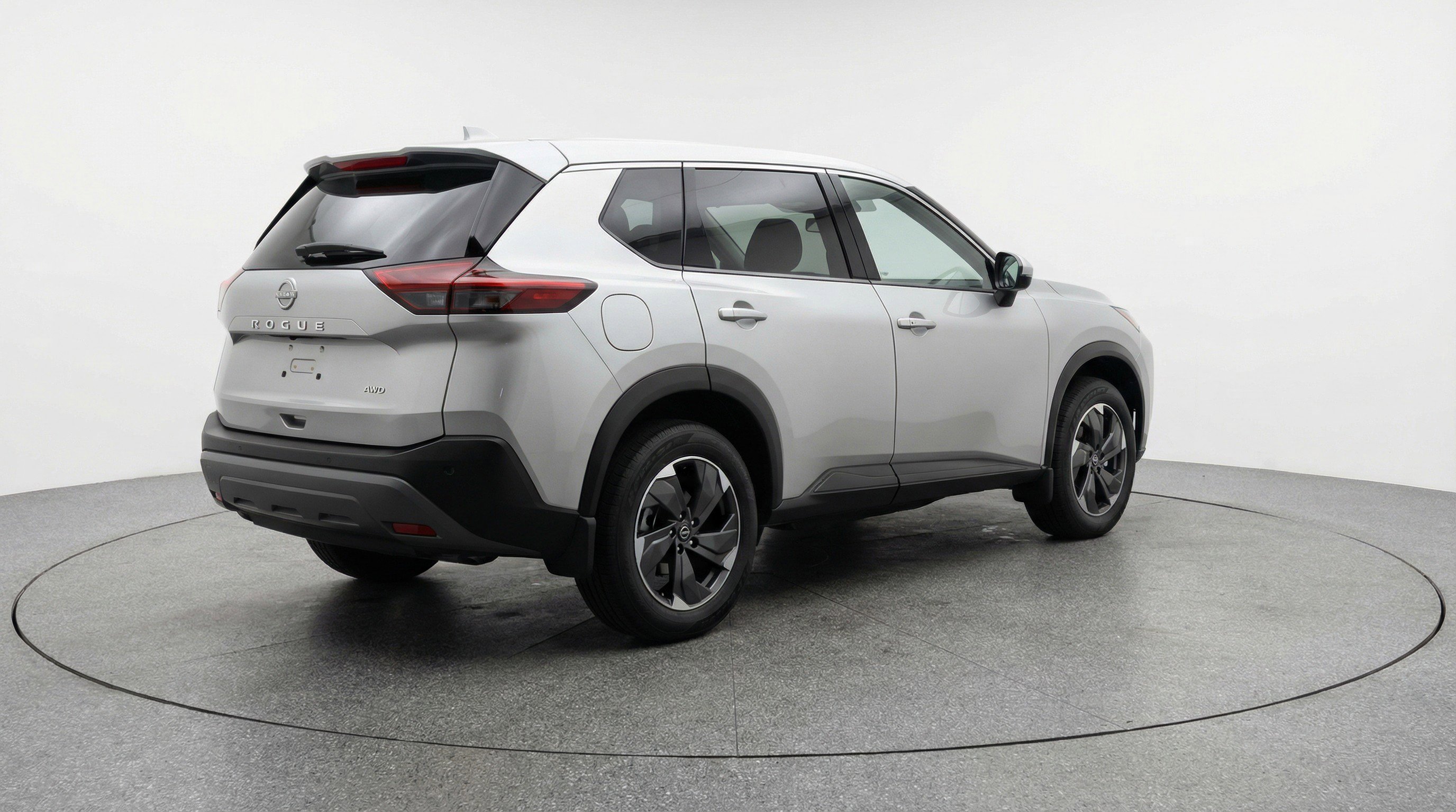 Used 2025 Nissan Rogue SV FWD image 9