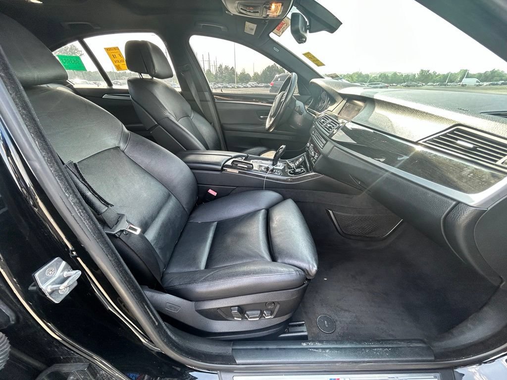Used 2012 BMW 550i xDrive Sedan AWD/4WD image 13