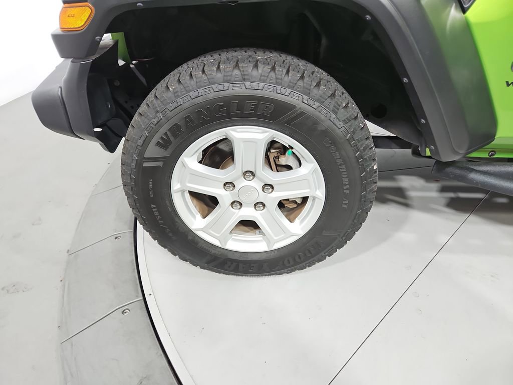 Used 2019 Jeep Wrangler Sport image 25