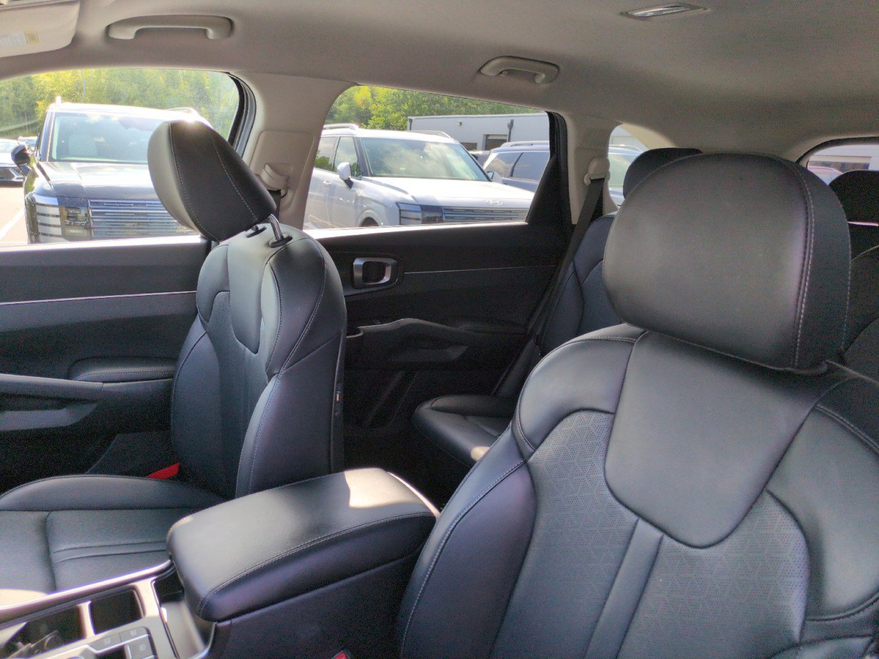Used 2022 Kia Sorento S FWD image 17