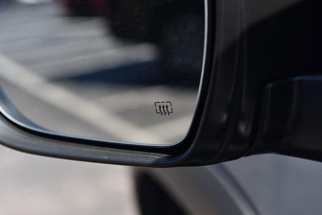 Used 2022 Nissan Frontier PRO-4X image 10